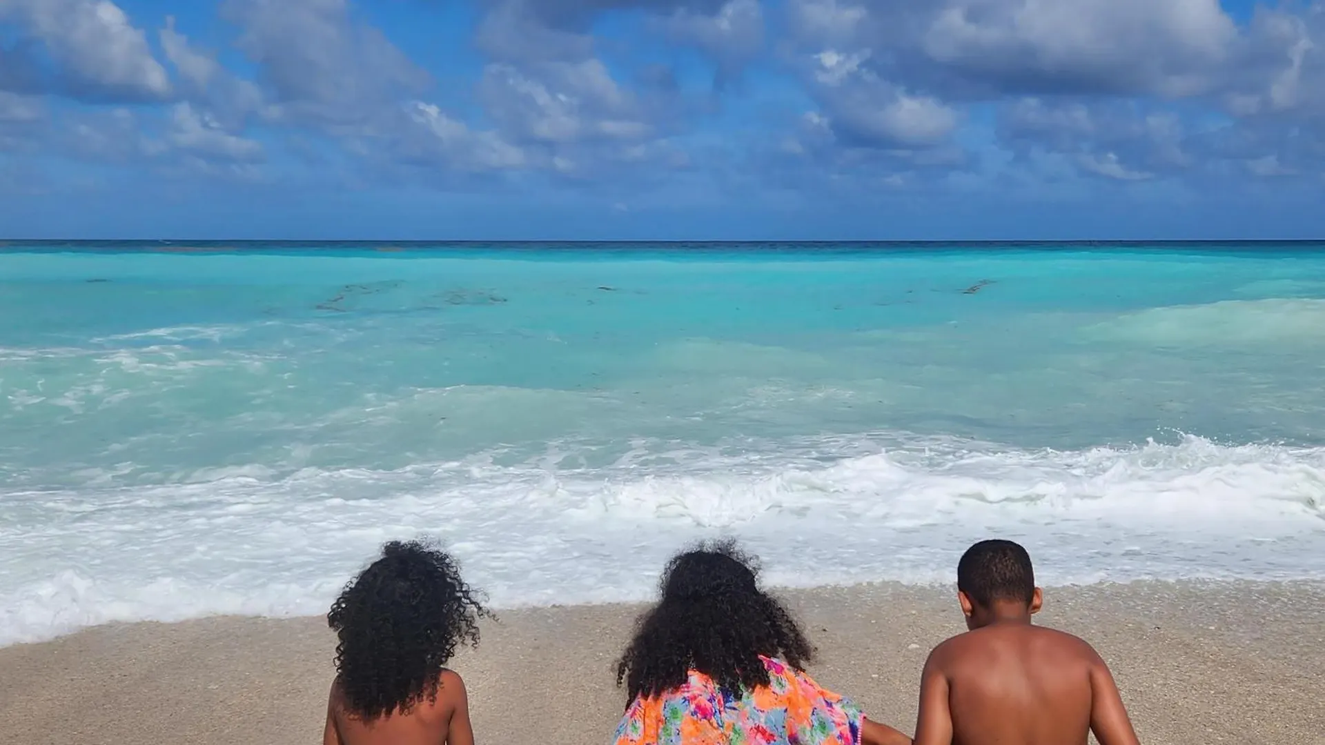 Villa Tesoros Del Mar - Luxury Beachfront Villa With Natural Pool, Jacuzzi, Mountain Views, Yoga, Bbq, Wi-Fi, Pet & Family Friendly, Barahona Adventures ドミニカ共和国