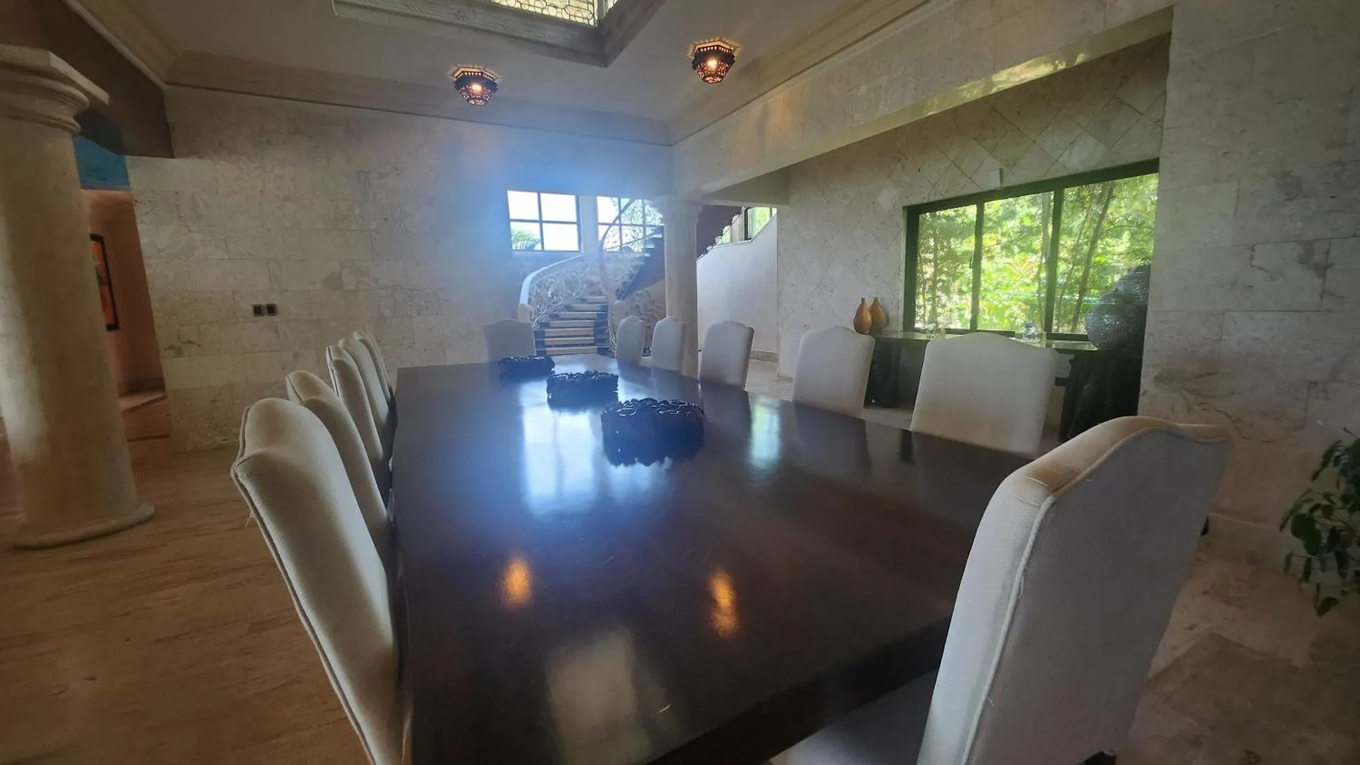 Villa Tesoros Del Mar - Luxury Beachfront Villa With Natural Pool, Jacuzzi, Mountain Views, Yoga, Bbq, Wi-Fi, Pet & Family Friendly, Barahona Adventures